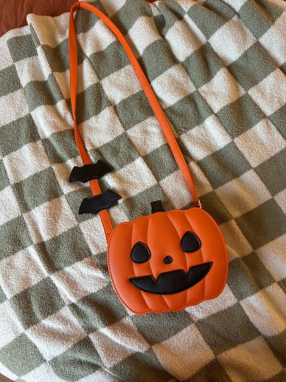 Orange Pumpkin Jack-O'-Lantern Crossbody Bag